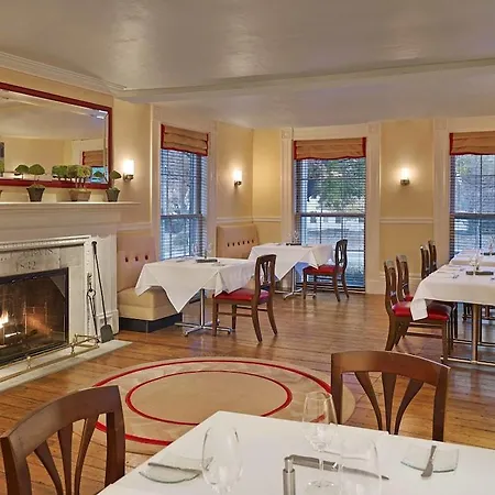 Inns At The Equinox